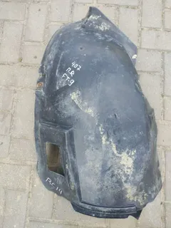 Защита арок передняя правая (подкрылок) Peugeot 407, 2005 г.