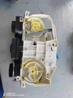 Блок управления печки/климат-контроля Volkswagen Golf, 2000 г.