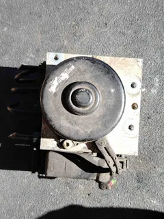 Блок ABS Volkswagen Golf, 2000 г.