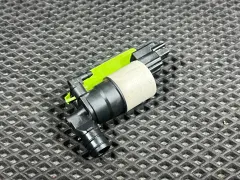 Насос (моторчик) омывателя стекла Land Rover Range Rover Evoque, 2021 г.