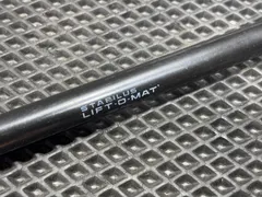 Амортизатор капота Mercedes-Benz E-Класс, 2011 г.