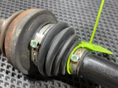 Полуось задняя (приводной вал, ШРУС) Audi A4, 2019 г.