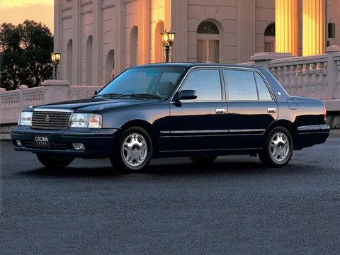 Toyota Crown XS10 2001 – 2017 - седан