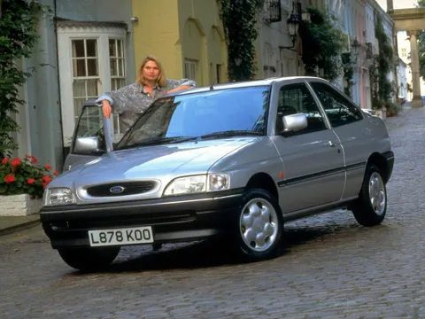 Ford Escort V Рестайлинг 1 1991 – 1996 - хэтчбек 3 дв.