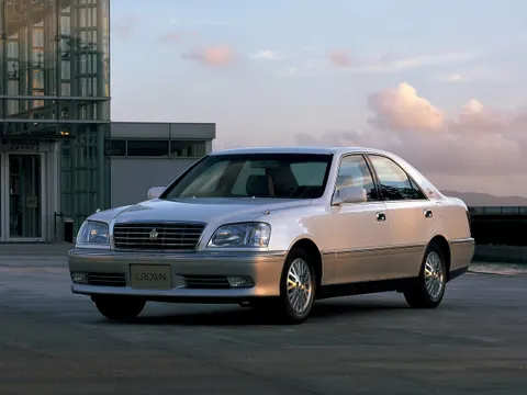 Toyota Crown XI (S170) 1999 – 2007 - седан