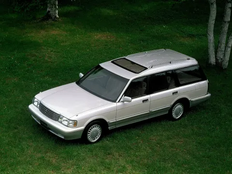 Toyota Crown X (S150) 1995 – 2008 - универсал 5 дв.