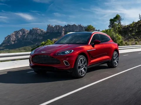 Aston Martin DBX 2020 - н.в.