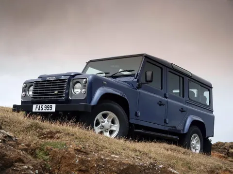 Land Rover Defender I 1983 – 2007 - внедорожник 5 дв. 110