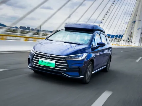 BYD Song Max 2017 - н.в.
