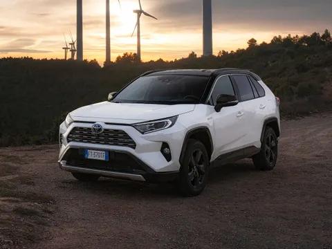 Toyota RAV4 V (XA50) с 2018 г.