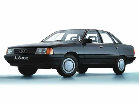 Audi 100 III (C3) 1982 – 1988 - седан