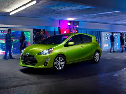 Toyota Prius c I Рестайлинг с 2015 г.