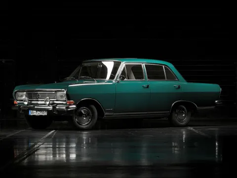 Opel Rekord B 1965 – 1966 - седан