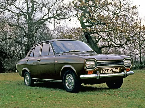 Ford Escort I 1968 – 1976 - седан