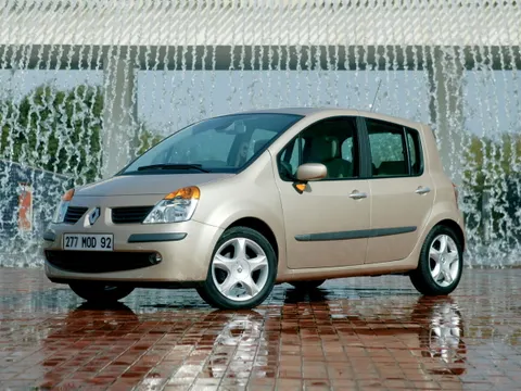 Renault Modus I 2004 – 2008 - компактвэн