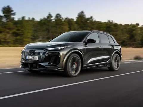 Audi SQ6 e-tron  с 2024 г.