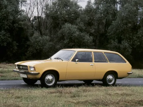 Opel Rekord D 1972 – 1977 - универсал 5 дв.