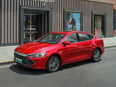 BYD Qin II с 2018 – н.в. - седан plus
