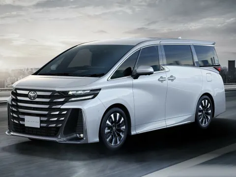 Toyota Vellfire III с 2023 г.