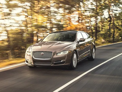 Jaguar XJ IV (X351) Рестайлинг 2015 – 2019