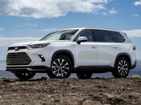 Toyota Grand Highlander  с 2023 г.