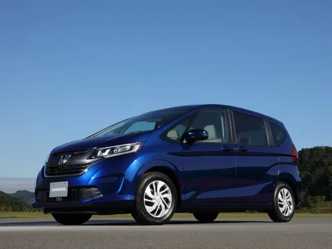 Honda Freed II 2016 – 2019 - компактвэн