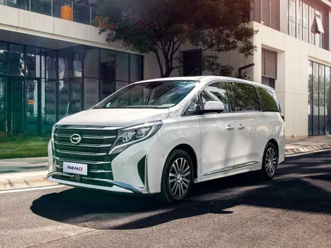 GAC Trumpchi M8 I 2020 – 2022 - минивэн