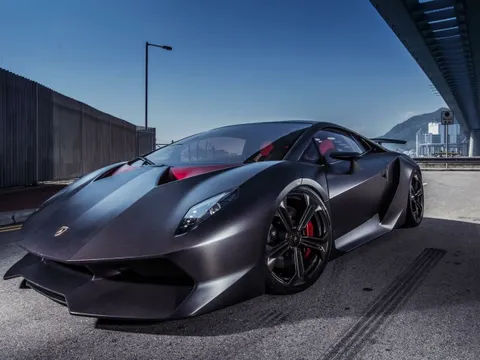 Lamborghini Sesto Elemento  2010 – 2011