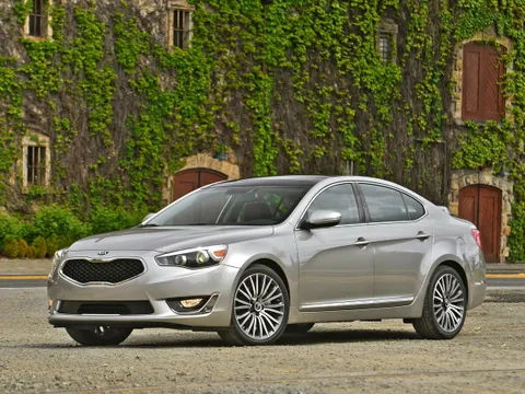 Kia K7 VG (I) Рестайлинг 2012 – 2015 - седан