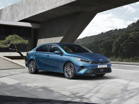 Kia K3 II Рестайлинг с 2021 – н.в. - седан