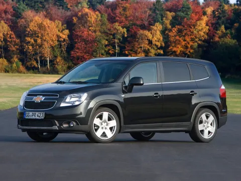 Chevrolet Orlando I 2010 – 2018 - компактвэн
