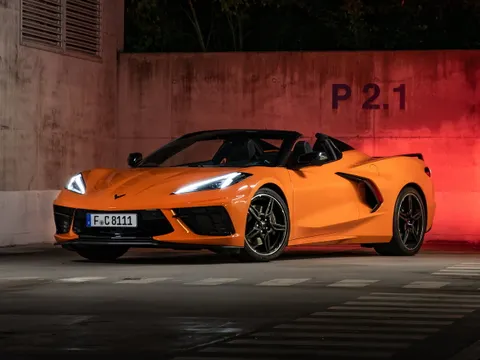 Chevrolet Corvette C8 с 2020 г.