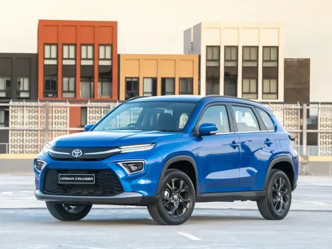 Toyota Urban Cruiser YM с 2022 г.