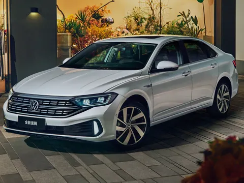 Volkswagen Sagitar III Рестайлинг с 2021 г.