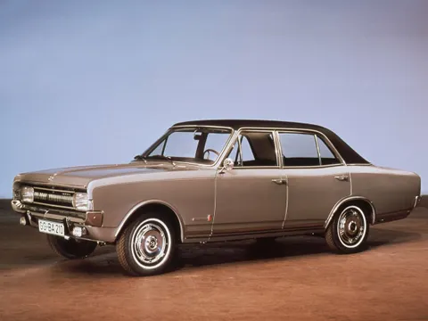 Opel Commodore A 1967 – 1971 - седан