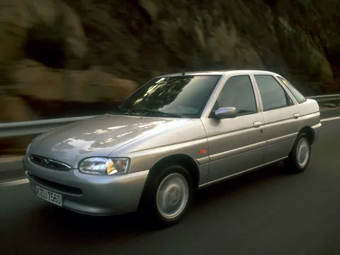 Ford Escort V Рестайлинг 2 1995 – 2002 - хэтчбек 5 дв.