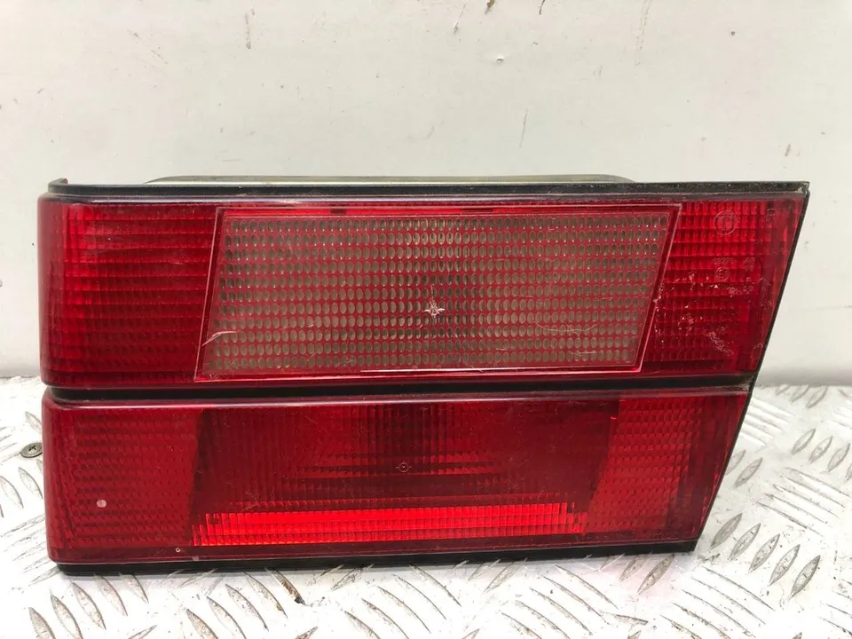 Фонарь крышки багажника правый BMW 5 серии, 1994 г.