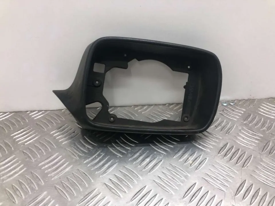 Накладка на зеркало BMW 3 серии, 2005 г.