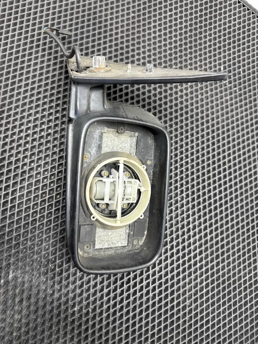 Зеркало наружное правое BMW 5 серии, 1995 г.
