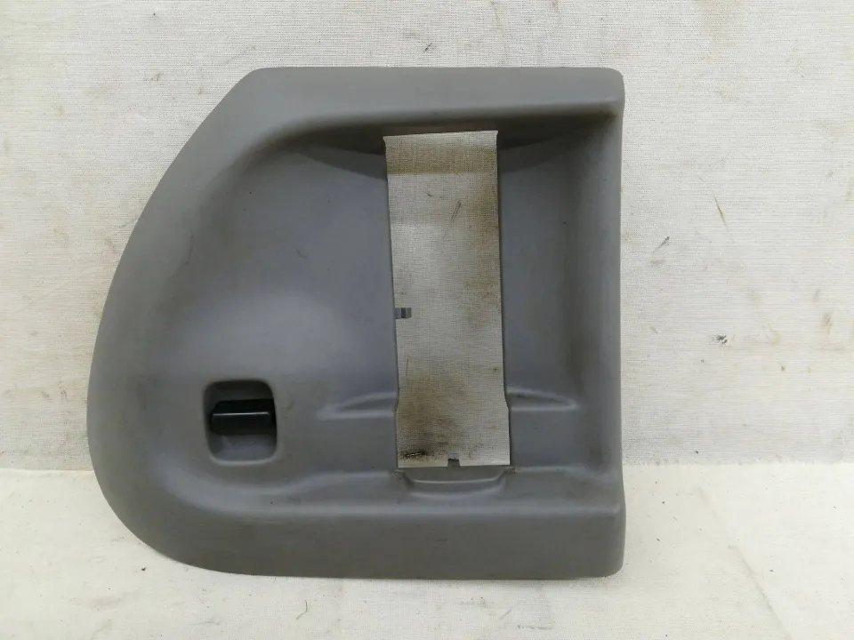 Кнопка стеклоподъемника заднего левого Toyota Sienna, 2007 г.