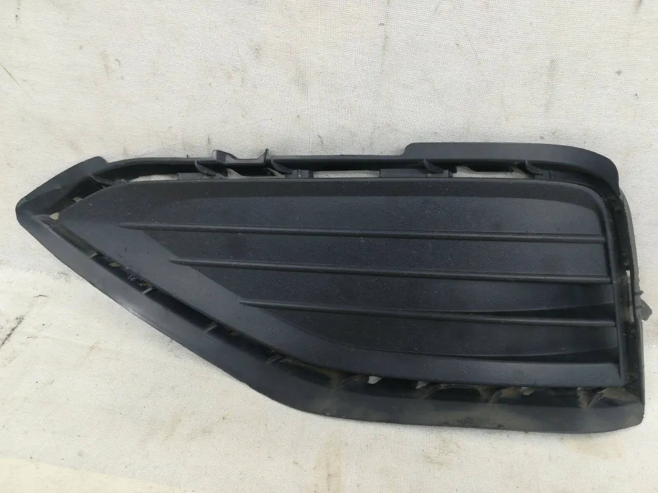 Заглушка (решетка) в бампер передний Volkswagen Jetta, 2019 г.