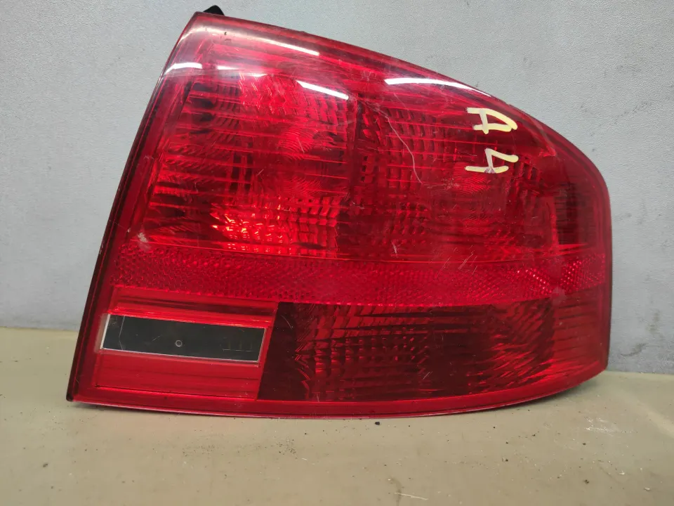 Фонарь задний правый Audi A4, 2007 г.