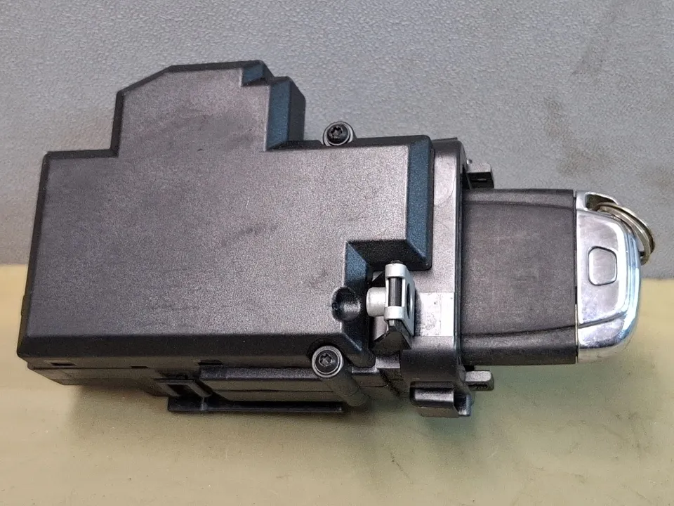 Замок зажигания Audi A4, 2010 г.