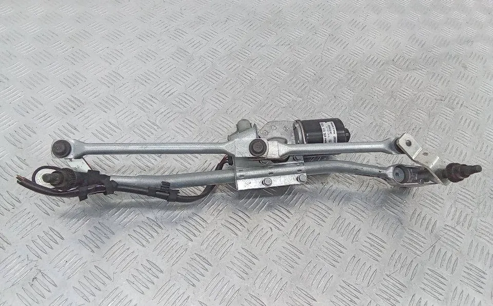 Механизм стеклоочистителя (трапеция дворников) BMW 1 серии, 2008 г.