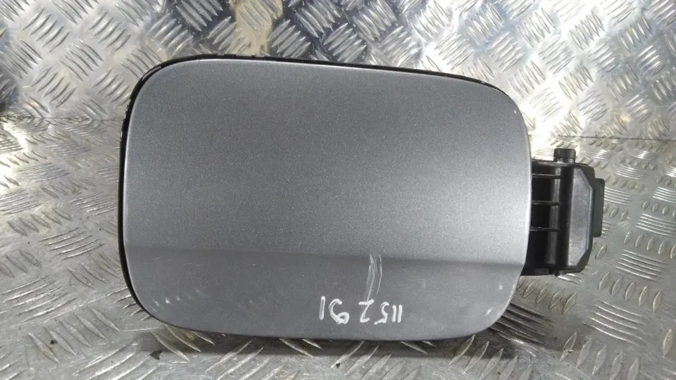 Лючок топливного бака Audi A4, 2008 г.