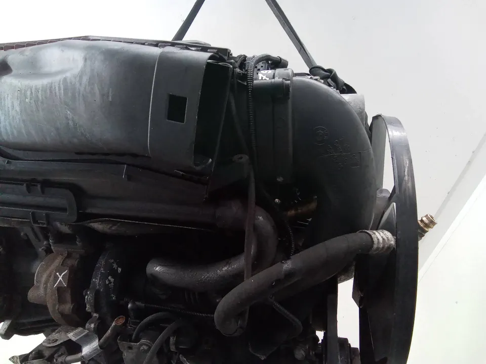 Патрубок воздушного фильтра BMW 5 серии, 2007 г.