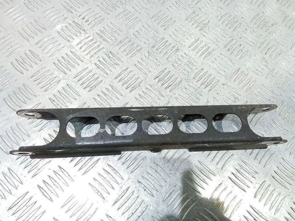 Рычаг задний BMW 1 серии, 2009 г.