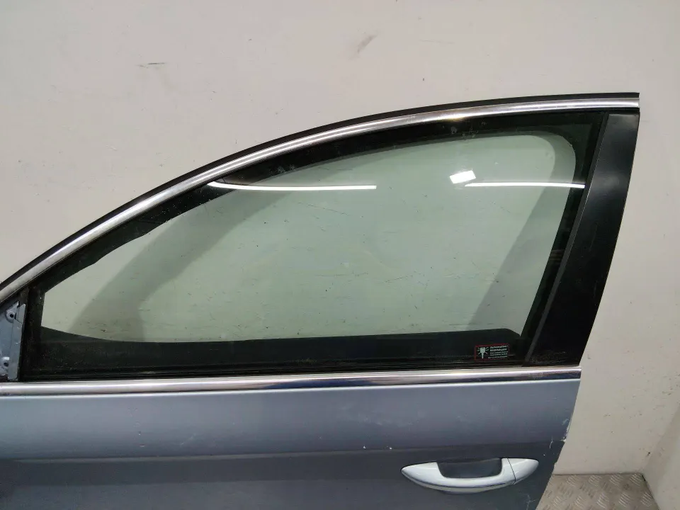 Стекло двери передней левой Volkswagen Passat, 2007 г.