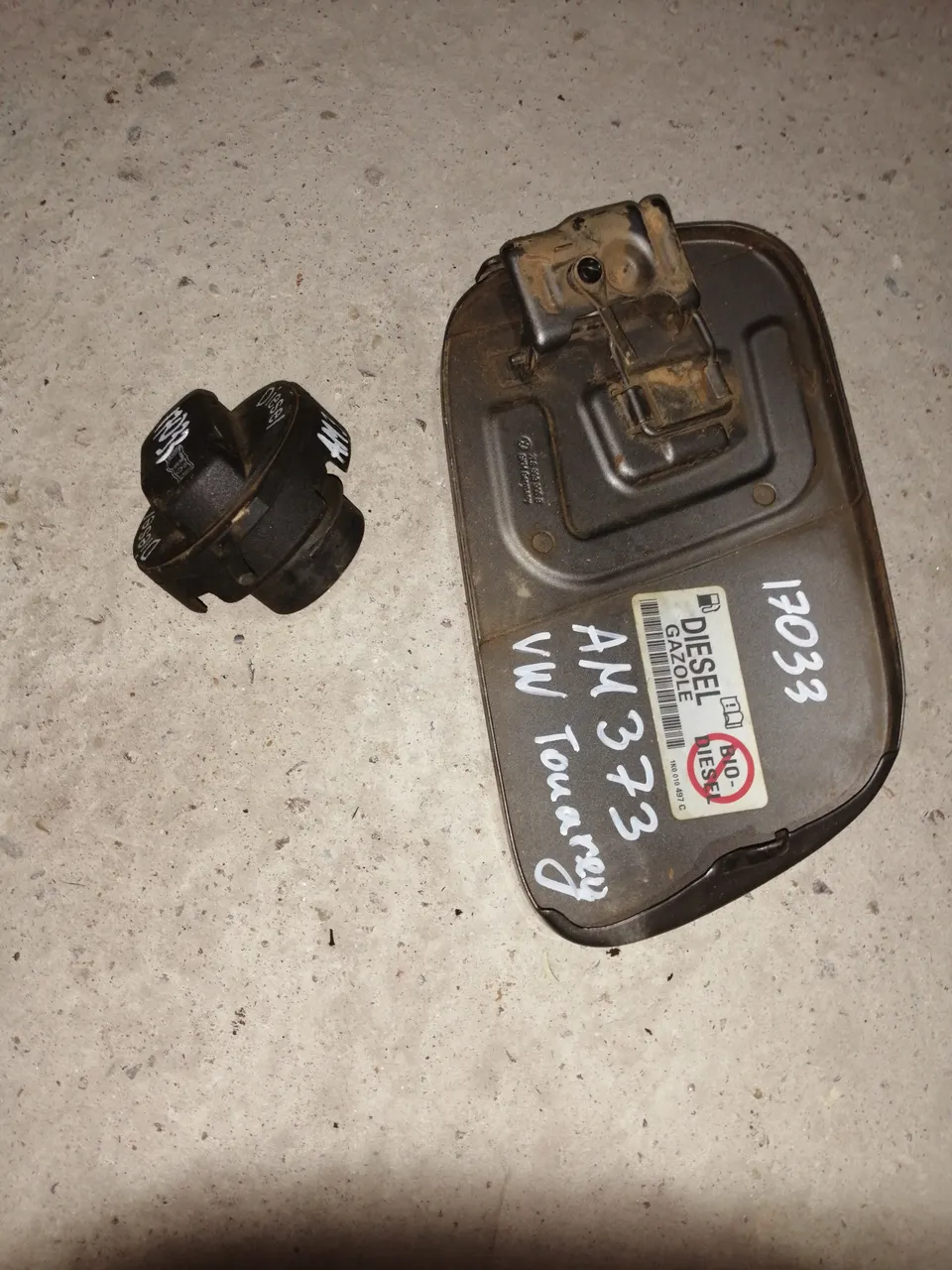 Лючок топливного бака Volkswagen Touareg, 2007 г.