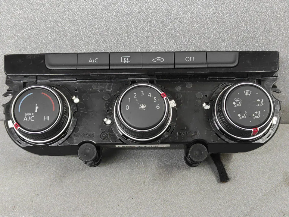 Блок управления печки/климат-контроля Volkswagen Jetta, 2019 г.
